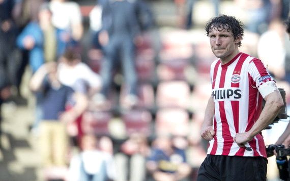 也动情地说 也动情地说